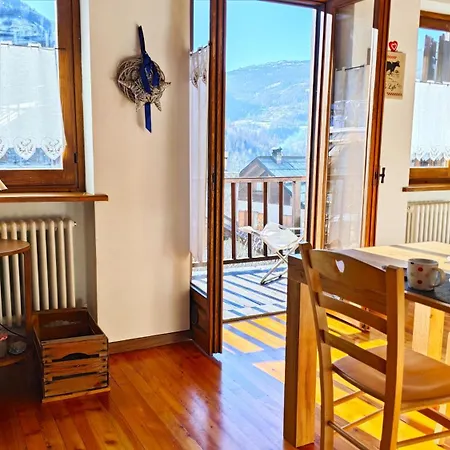 Apartment Hostdomus - Chalet Gorlier *